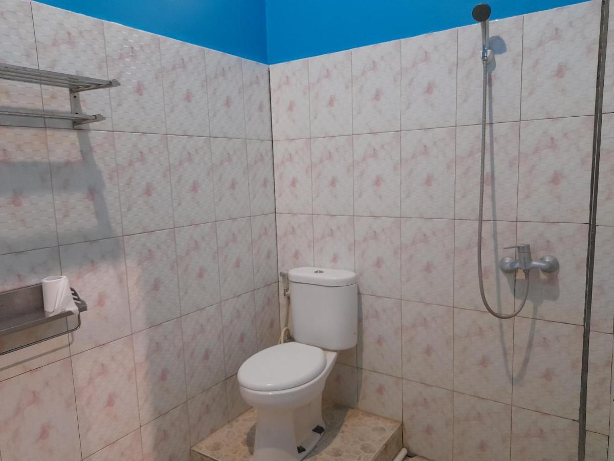 Tangkoko Lodge Bitung Екстер'єр фото